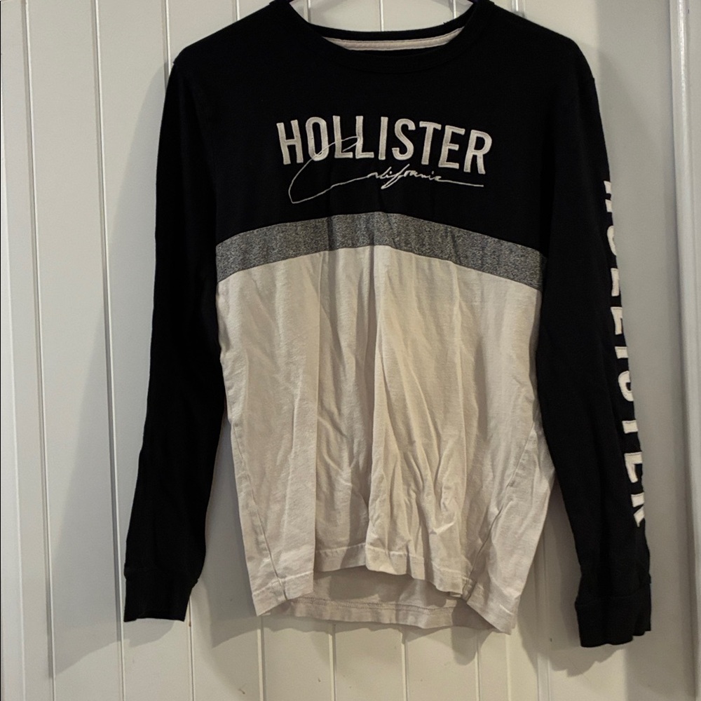 Hollister Black and White Graphic Long Sleeve